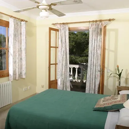 Isabel Villa Sa Rapita
